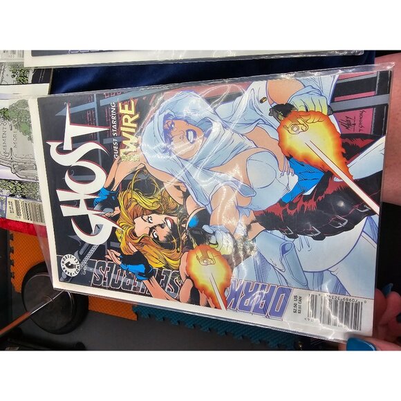 Ghost Comics 1995-1996  Mixed Lot of Trading Cards and Comics‎ - Picture 11 of 16